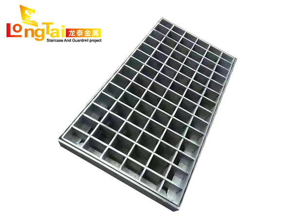 不銹鋼格柵板網(wǎng)