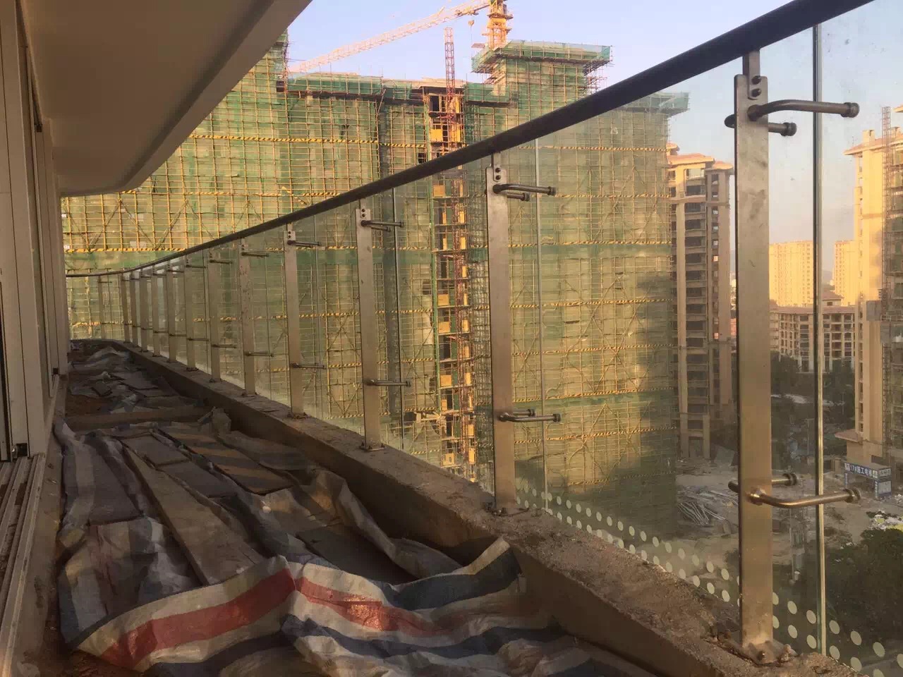 不銹鋼立柱