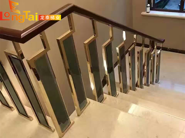 別墅樓梯立柱