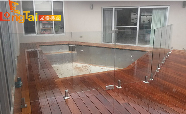 室外水池欄桿