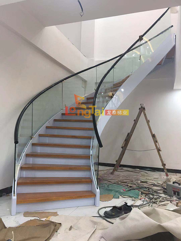樓梯護欄