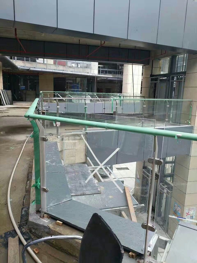 不銹鋼玻璃圍欄